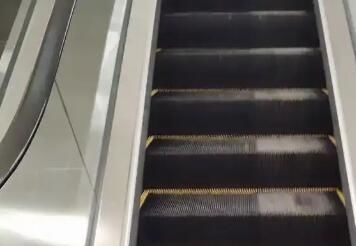 商場(chǎng)電扶梯的清潔保養(yǎng)有什么標(biāo)準(zhǔn)呢？要注意什么？